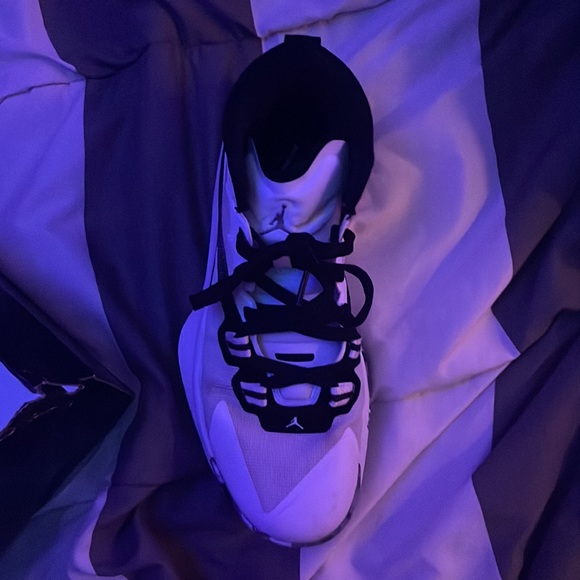 I am selling Zion’s brand new shoes “zion jumpman” basketball shoes. main image 6